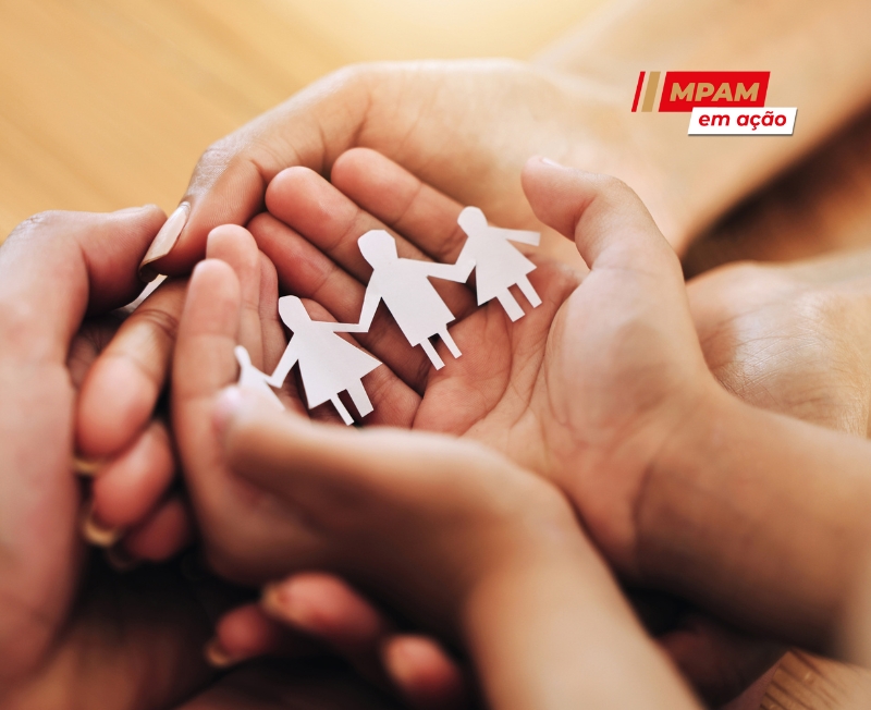 011225 Família acolhedora NON Freepik 2 986b8