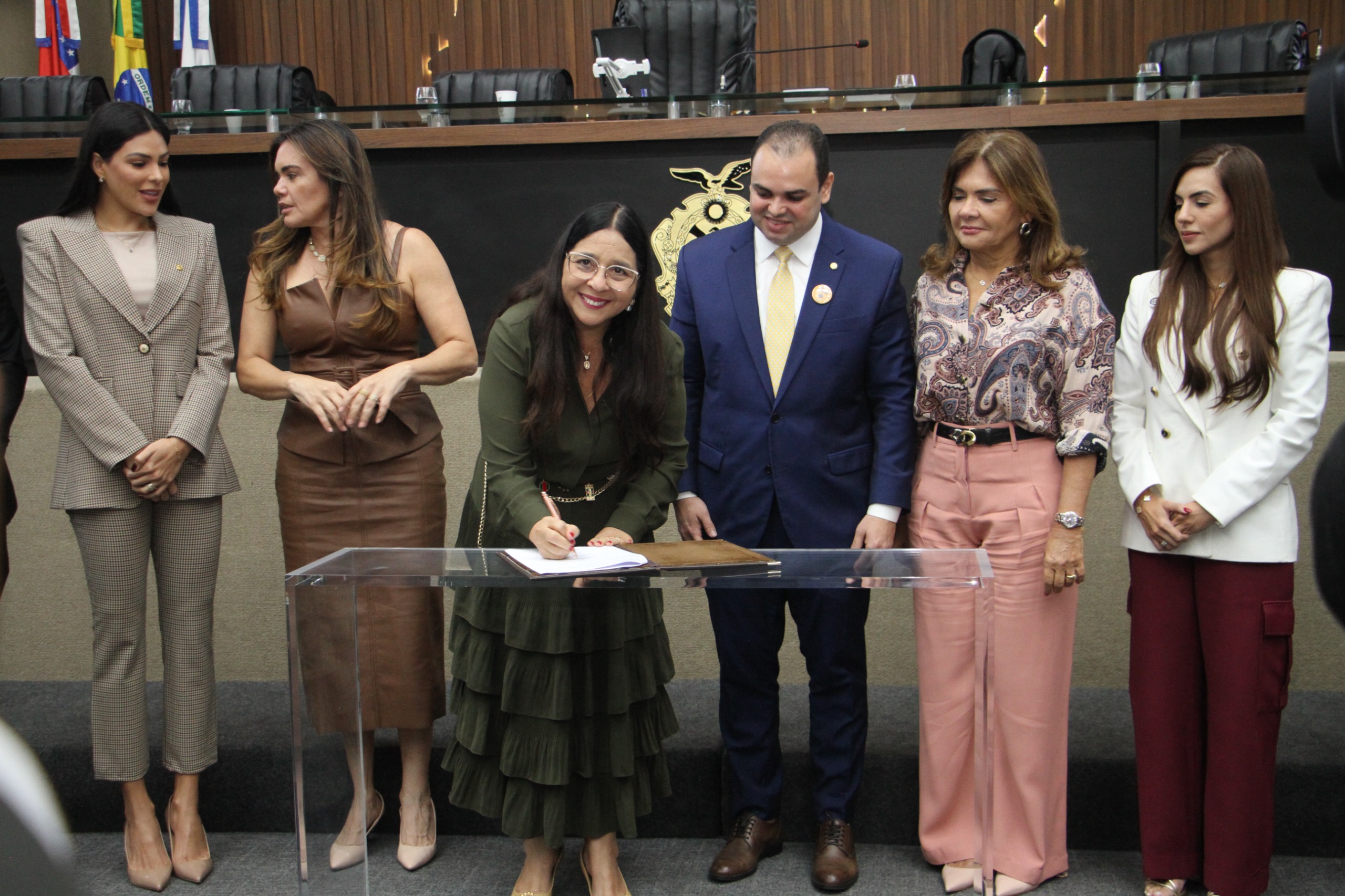 230925 Assinatura termo MPAM Aleam Hirailton Gomes 2 ef8e9