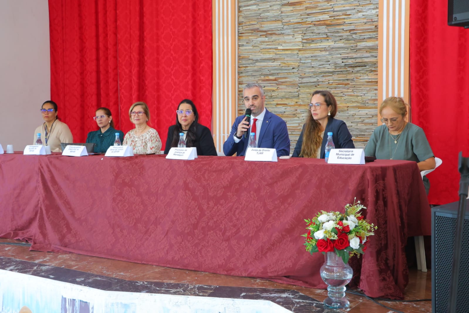 251125 Audiência pública educação Manaquiri Hirailton Gomes 2 06236